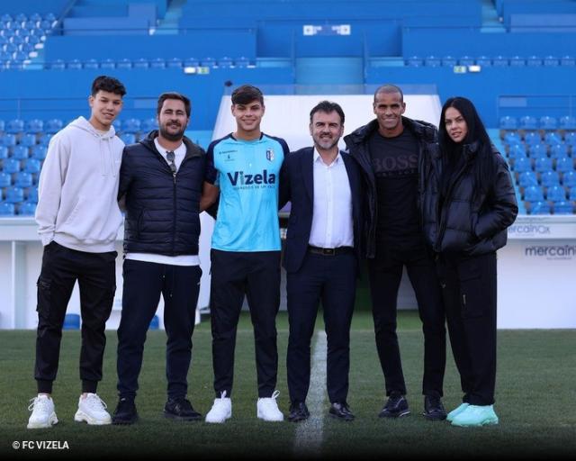 1708849435676043080.jpg 1708849435676043080.jpg